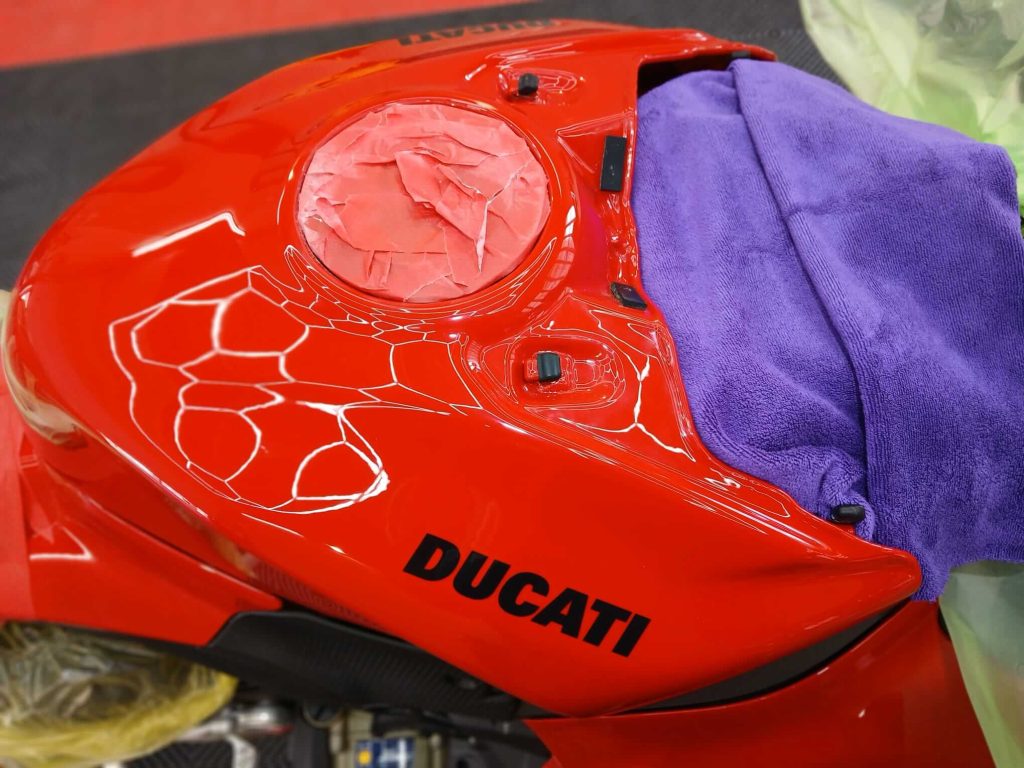Car Detailing Moto Ducati